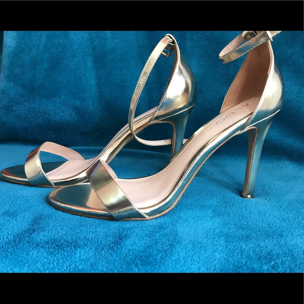 Sold🔥🔥🔥Women’s Aldo Shoes Size US 8.5.